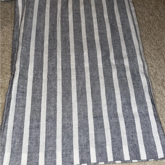 BCBG MAXAZRIA Striped Linen Blend Culotte Pants- XS - Picture 5 of 8